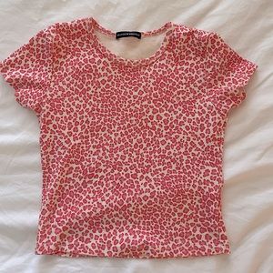 brandy melville pink/white cheetah top
